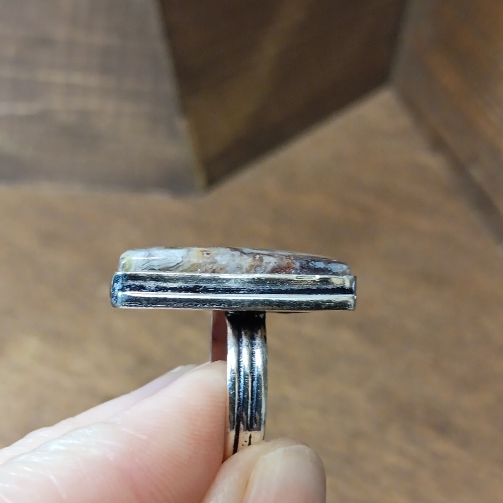 Rectangular Agate Stone Ring With Earthy Tones - image 4